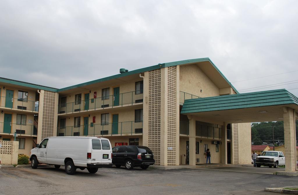Bama Inn Huntsville Kamer foto