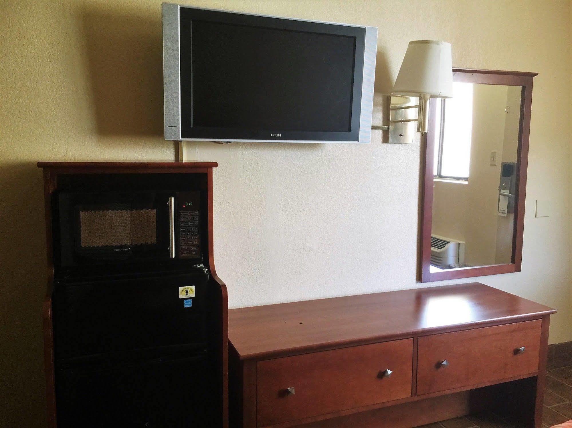 Bama Inn Huntsville Buitenkant foto